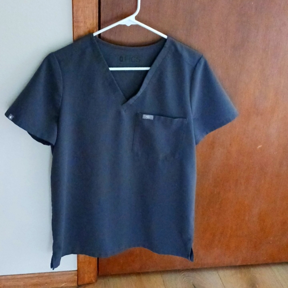 Figs Catarina scrub top